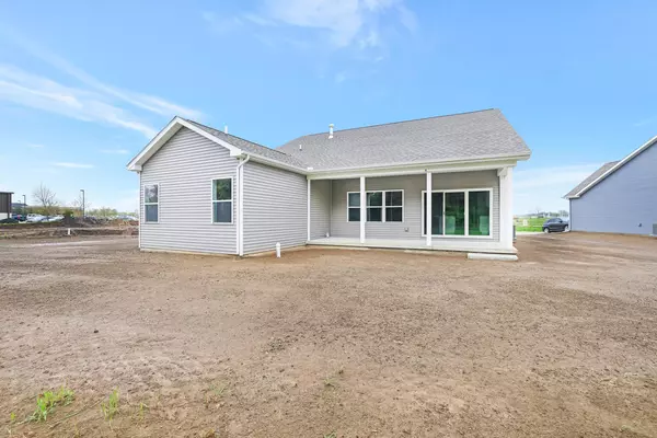Monticello, IL 61856,4 Forest Drive