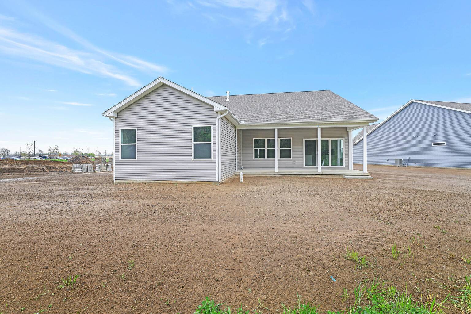 Monticello, IL 61856,4 Forest Drive