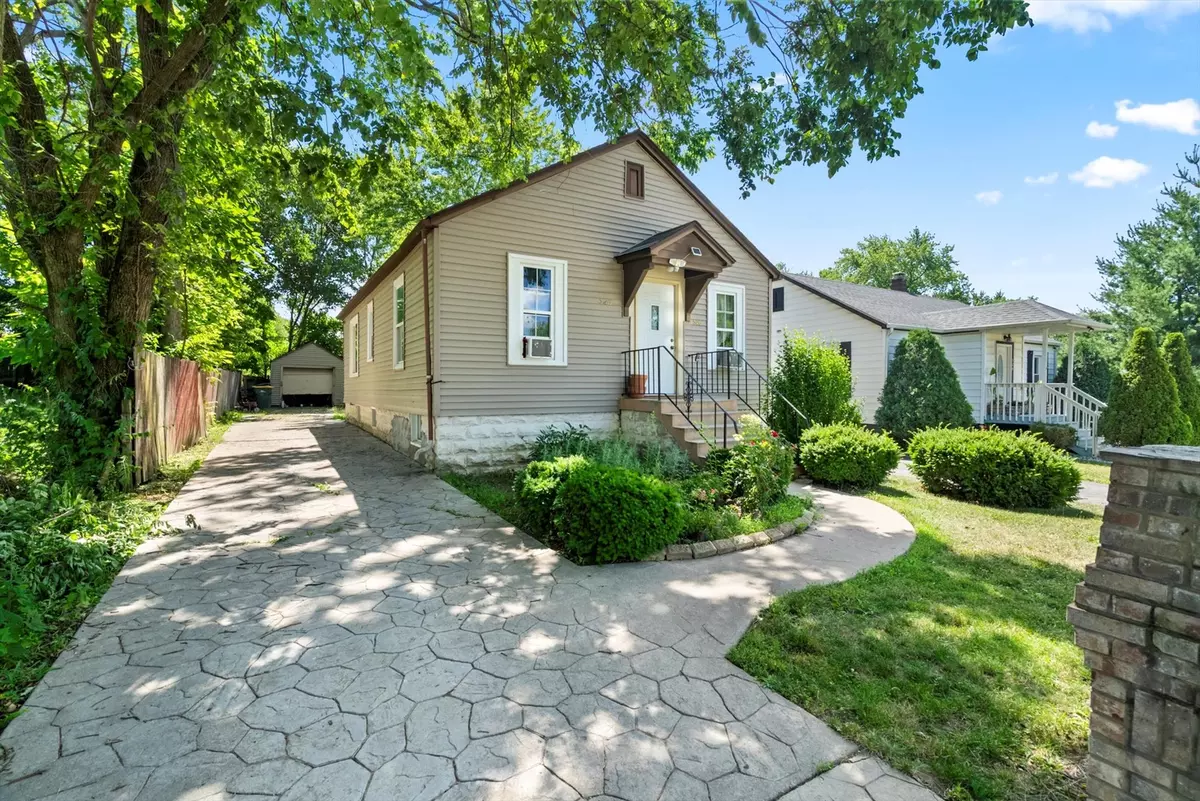 Joliet, IL 60432,526 Algonquin Street