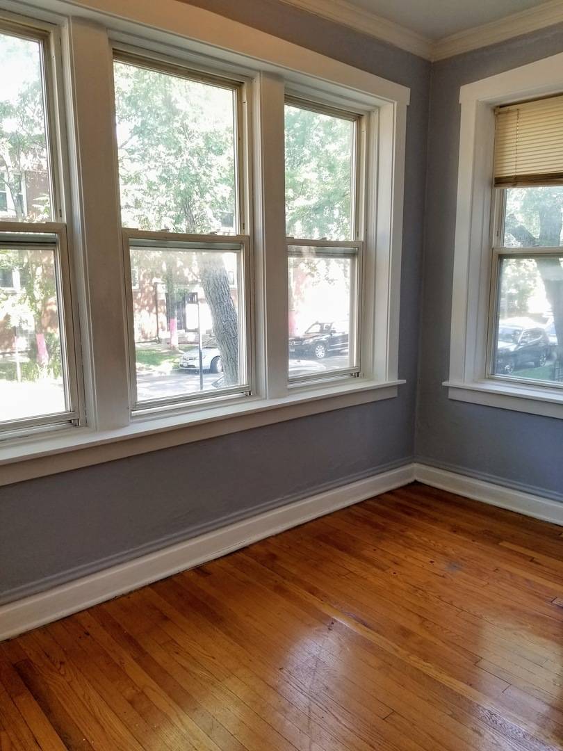 Chicago, IL 60647,2220 N Saint Louis Avenue #1
