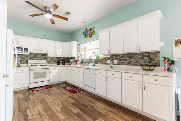 Wauconda, IL 60084,520 S MAIN Street