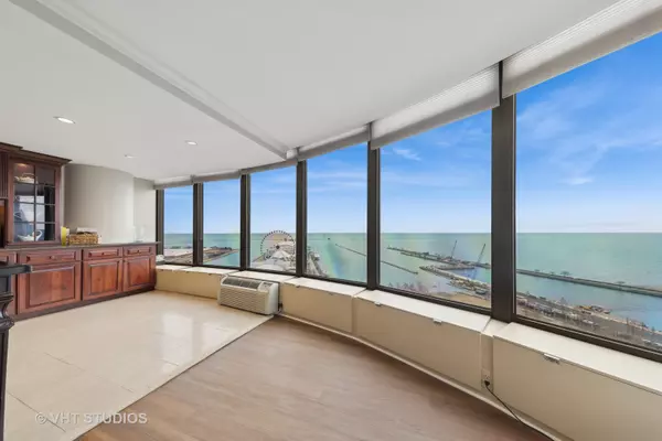 Chicago, IL 60611,505 N Lake Shore Drive #2110-11