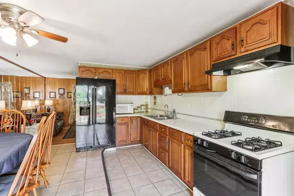 Zion, IL 60099,2114 Hermon Avenue