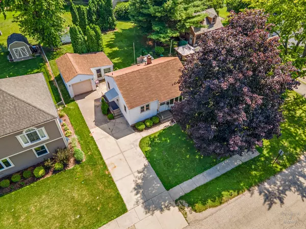 Mchenry, IL 60050,3715 Maple Avenue