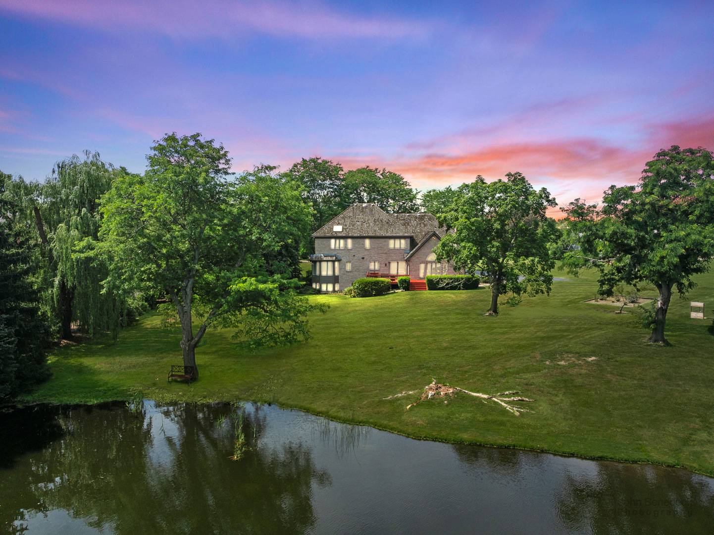 Libertyville, IL 60048,5420 Belmont Court