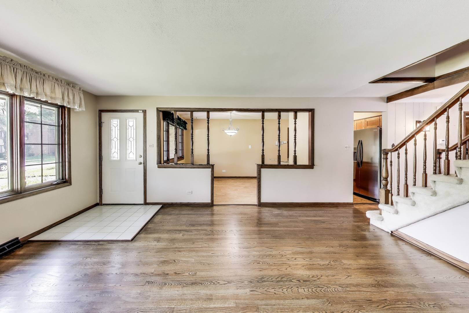 Worth, IL 60482,7037 W 110 Street