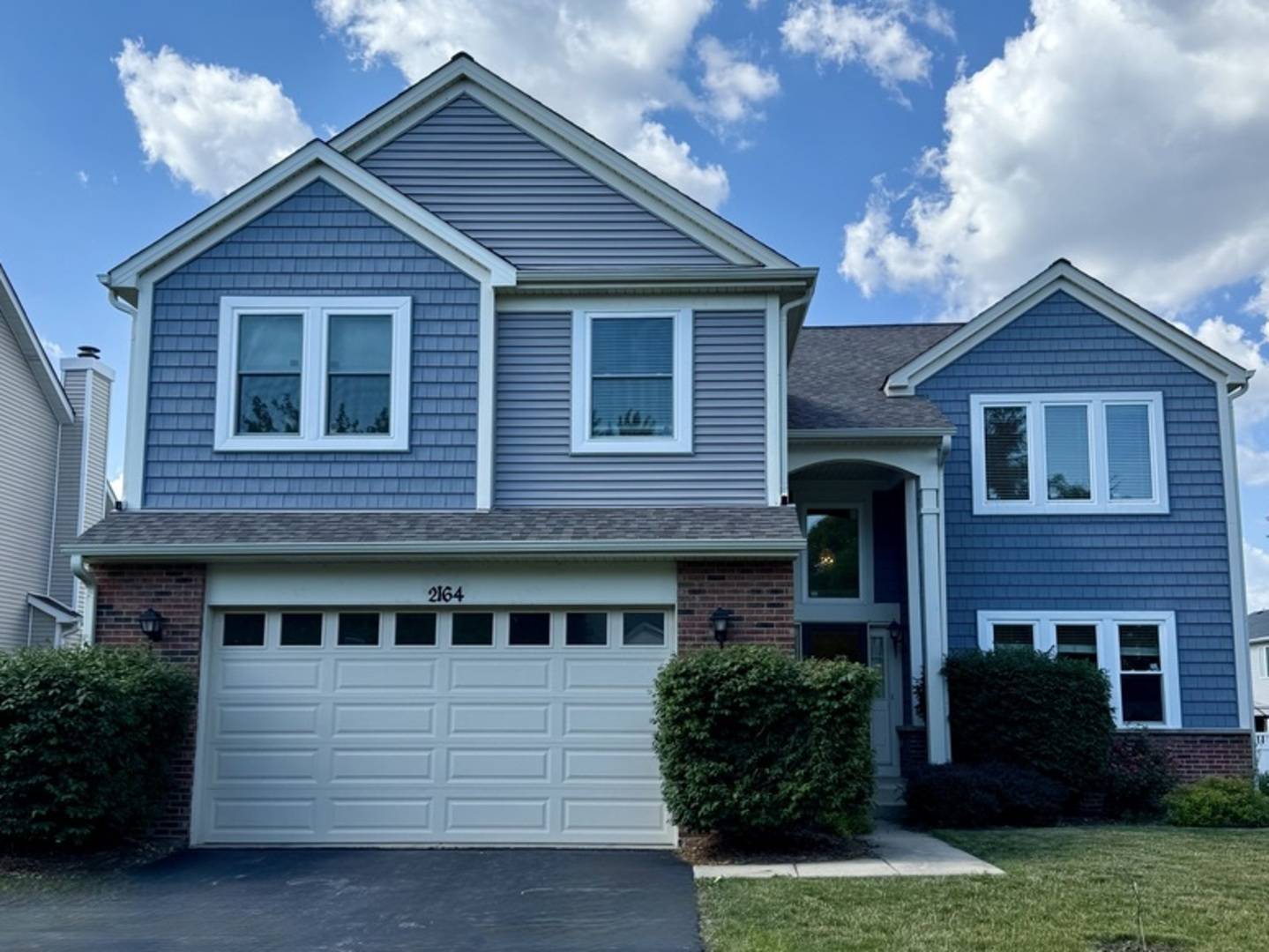 2164 Horncastle Lane, Naperville, IL 60564