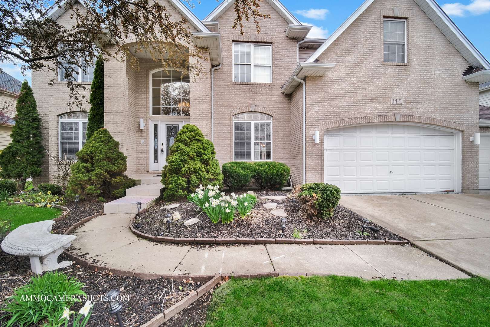 Naperville, IL 60564,3421 Goldfinch Drive