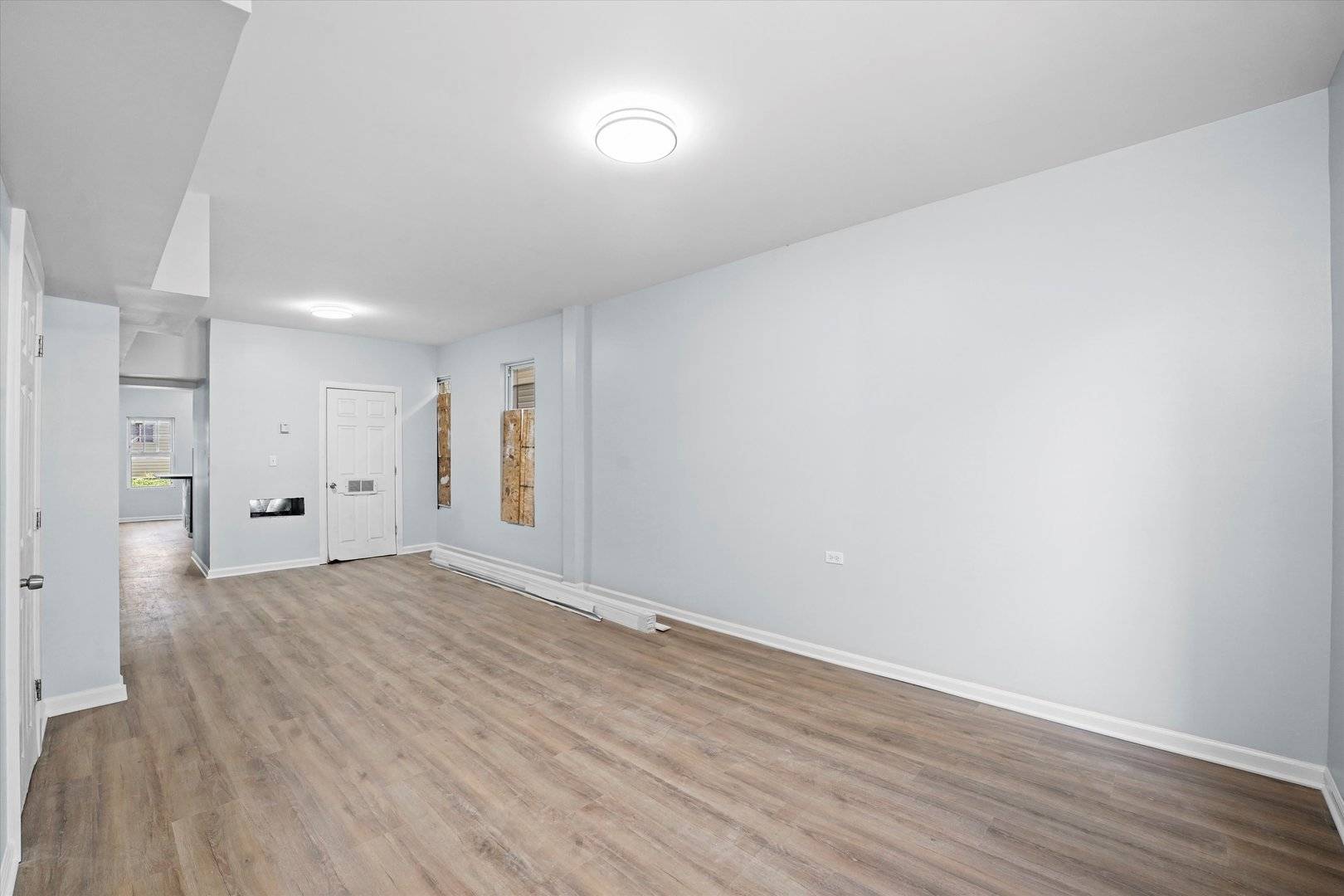 Chicago, IL 60608,2230 W 24th Street #1