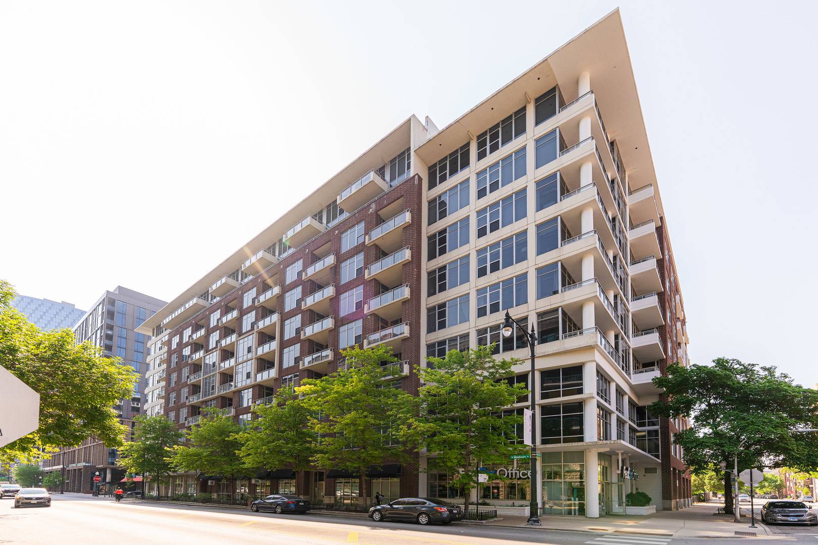 901 W Madison Street #901, Chicago, IL 60607