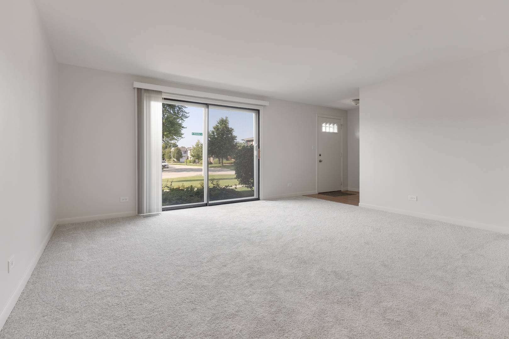 Schaumburg, IL 60193,117 Cotuit Court