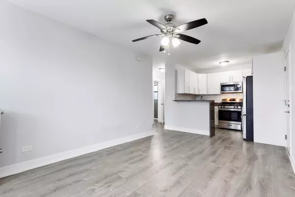 Chicago, IL 60626,1521 W Sherwin Avenue #507