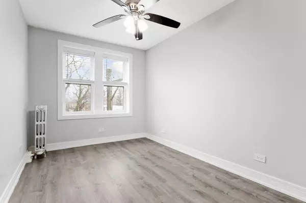 Chicago, IL 60626,1521 W Sherwin Avenue #507