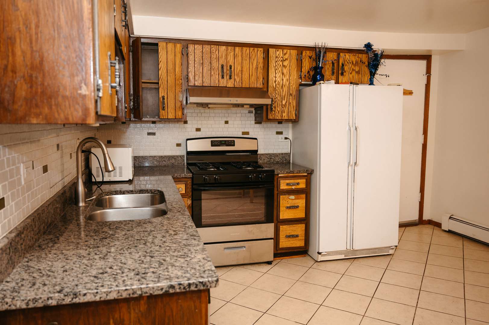 Des Plaines, IL 60016,9275 NOEL Avenue #C3
