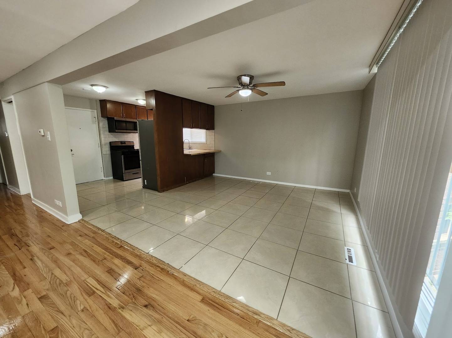 Chicago, IL 60619,654 E 80th Street #2
