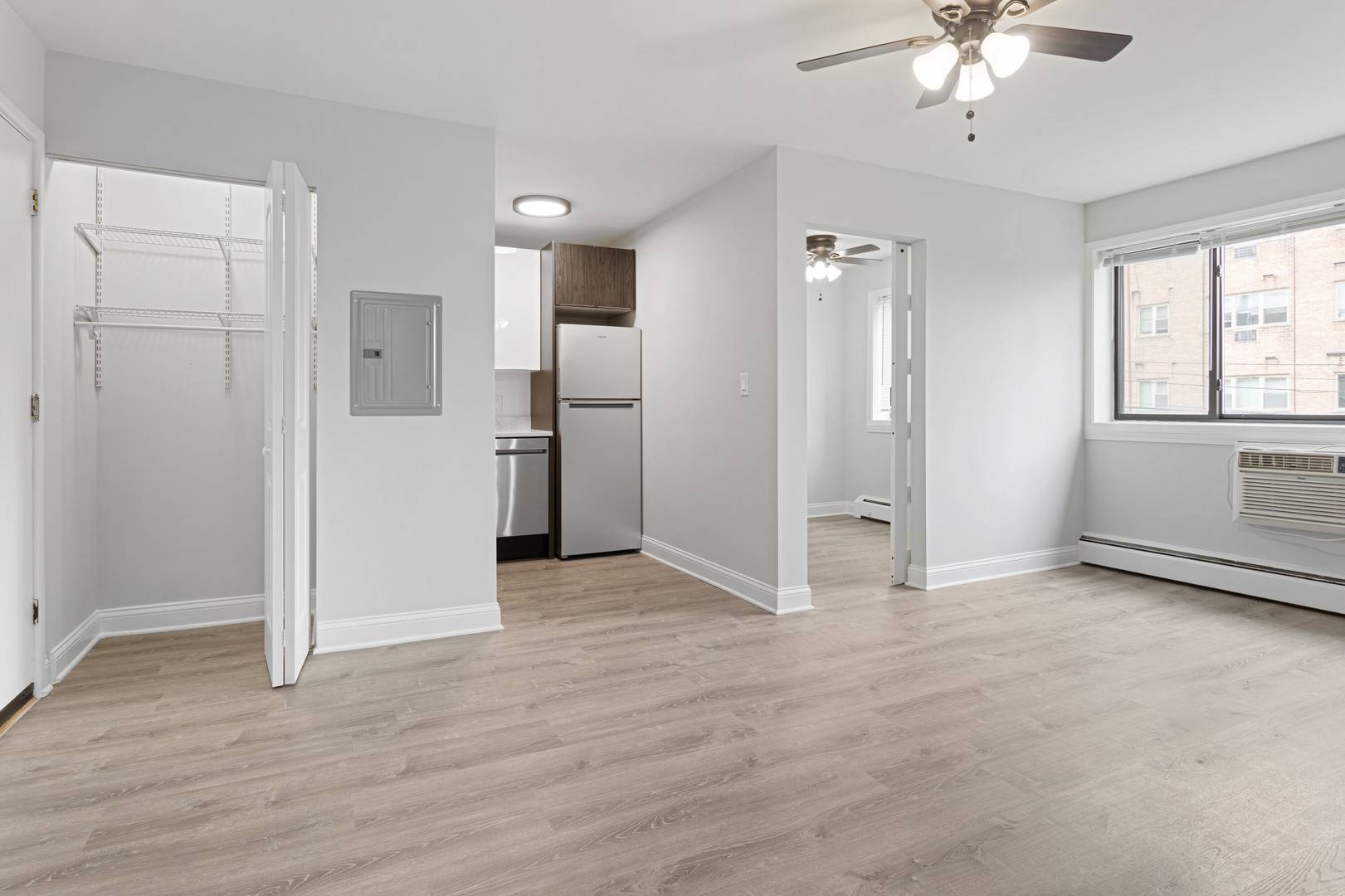 Chicago, IL 60660,6001 N Kenmore Avenue #310