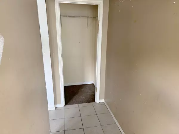Chicago, IL 60628,663 W 117th Place