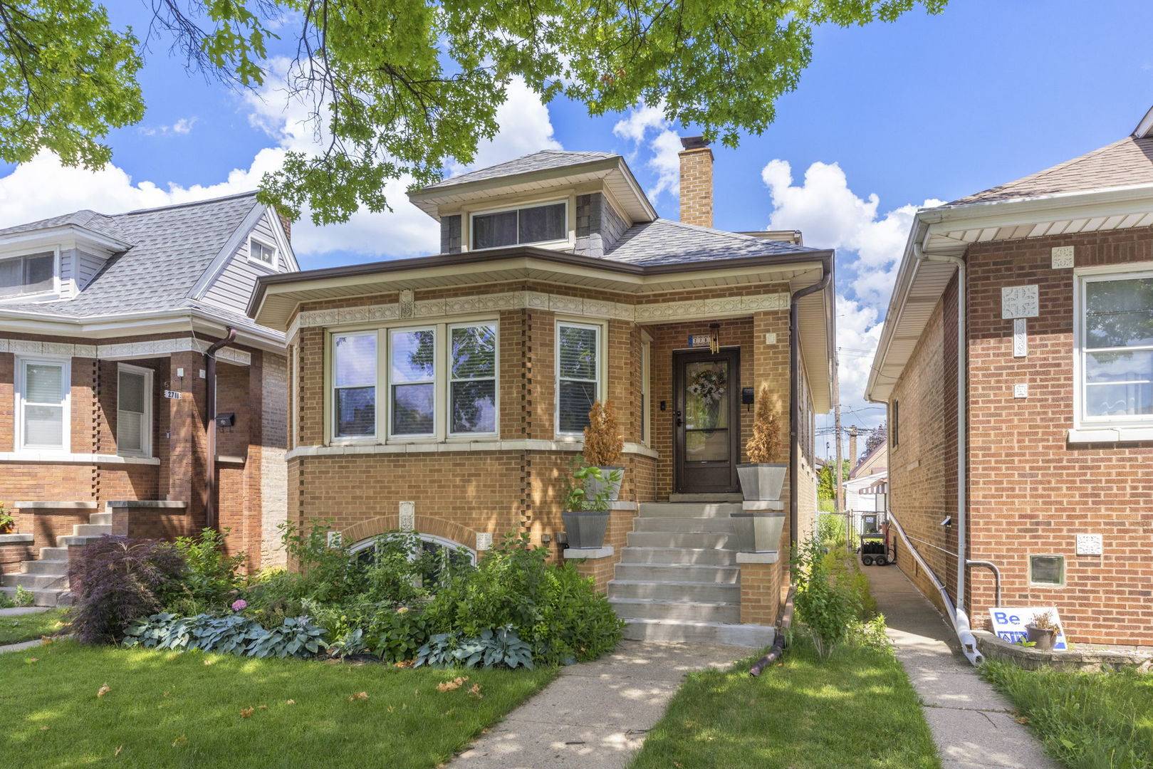 2709 N 76th Court, Elmwood Park, IL 60707