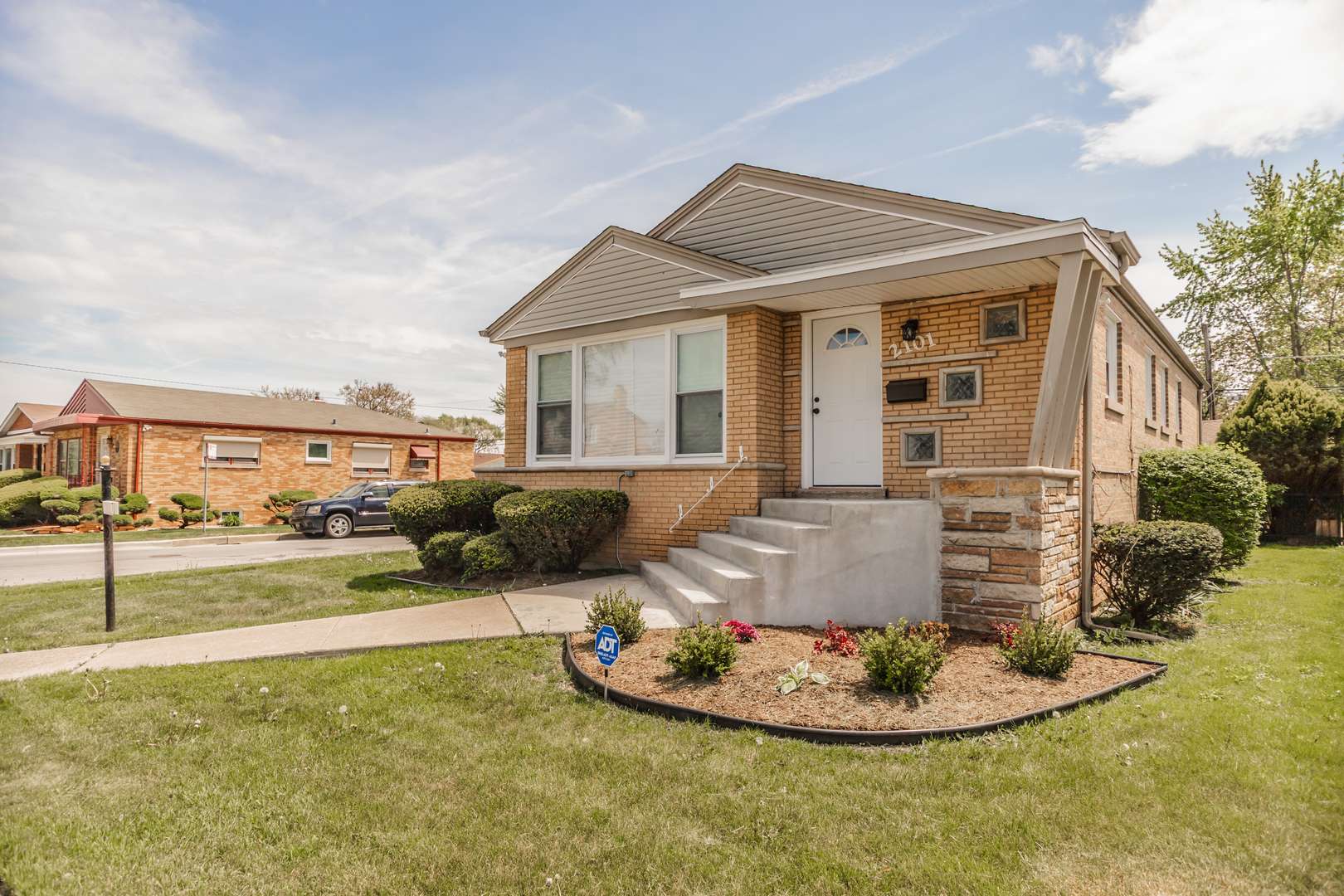 2101 W 82nd Place, Chicago, IL 60620