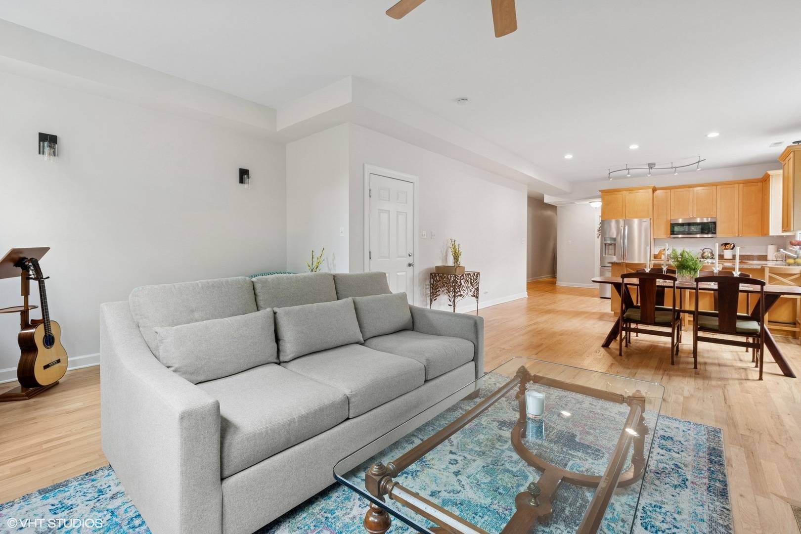 Chicago, IL 60647,1931 N Campbell Avenue #2S