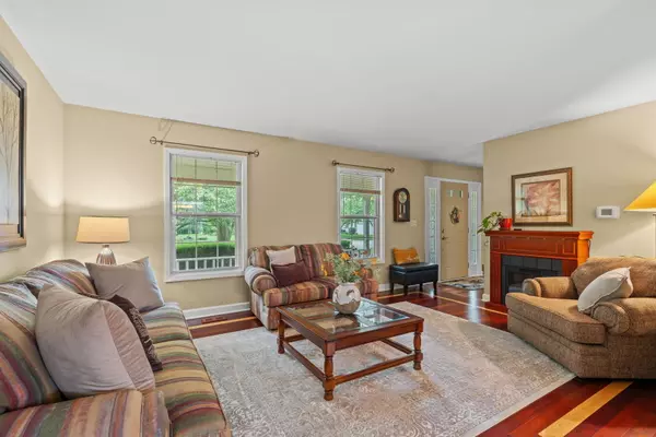 West Dundee, IL 60118,1920 Glenmoor Drive
