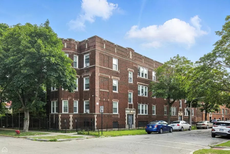 936 E 80th Street, Chicago, IL 60619