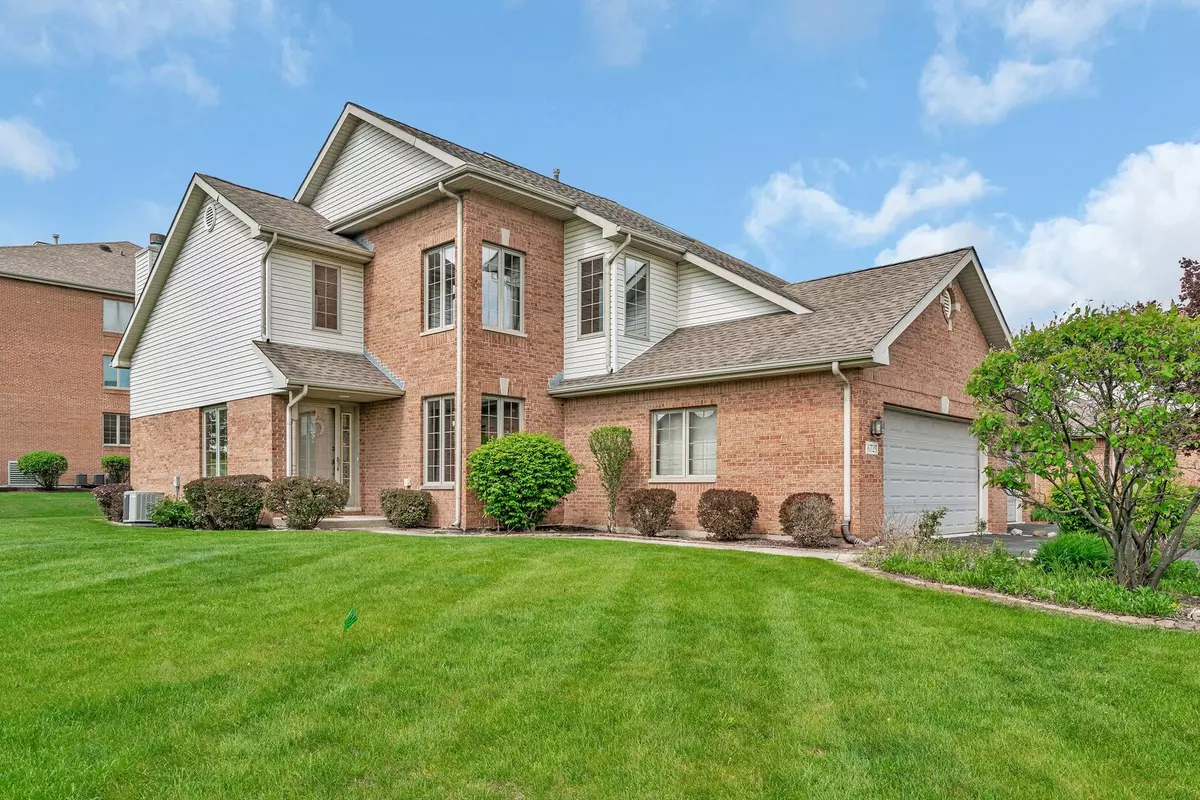 Tinley Park, IL 60477,6725 Pondview Drive