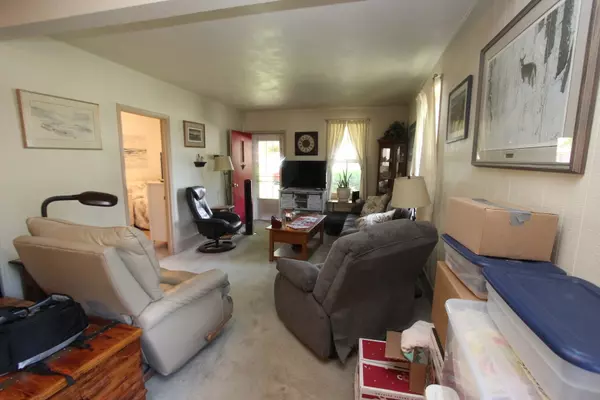 Hebron, IL 60034,9701 Illinois Street