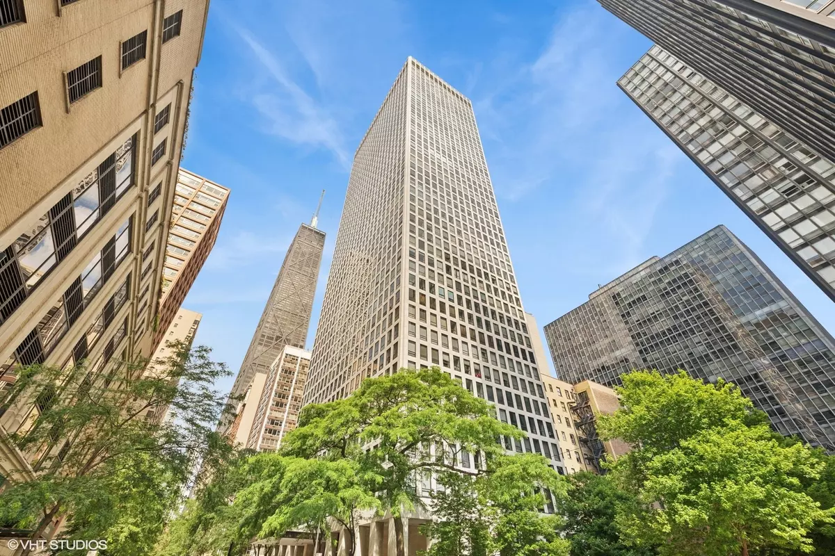 Chicago, IL 60611,260 E CHESTNUT Street #3303