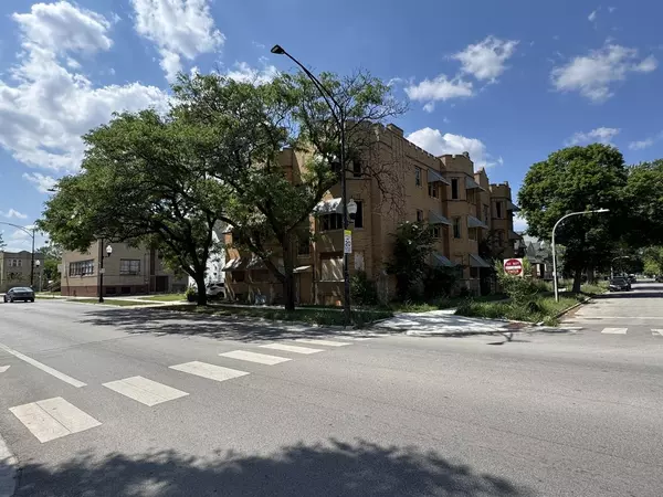 1836 W Marquette Road, Chicago, IL 60636