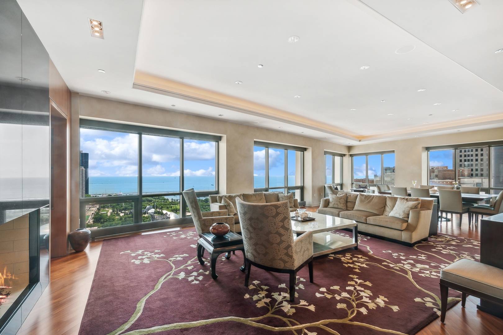 Chicago, IL 60602,130 N Garland Court #2711-12