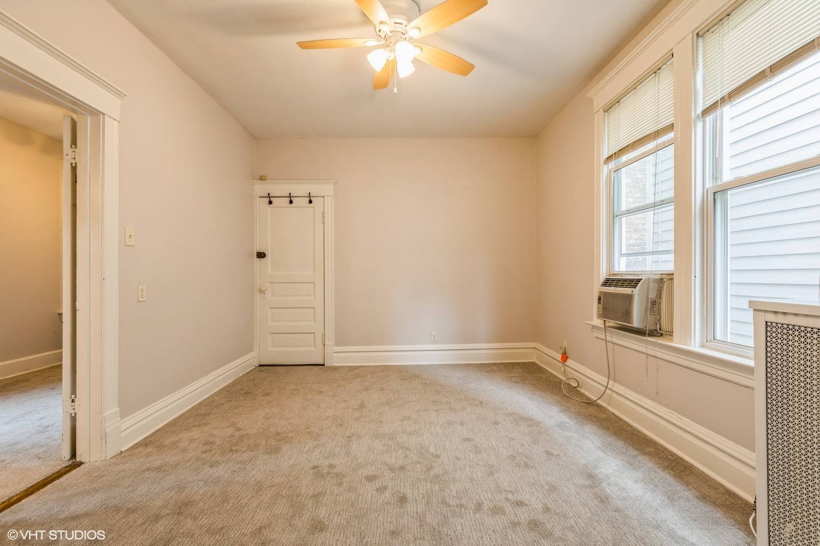 Chicago, IL 60613,3722 N Bosworth Avenue #1R