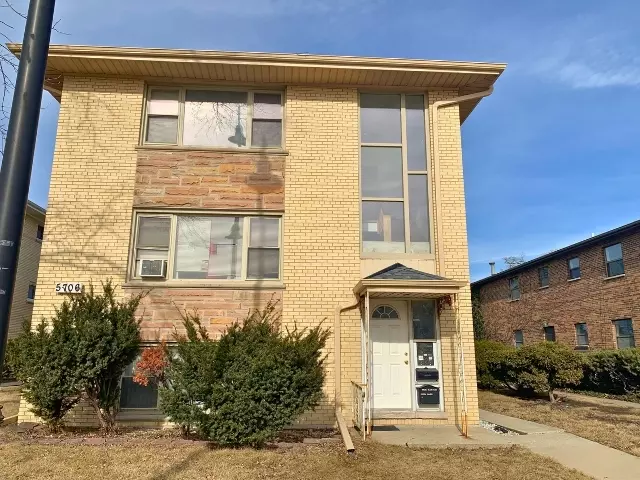 Berkeley, IL 60163,5706 St. Charles Road