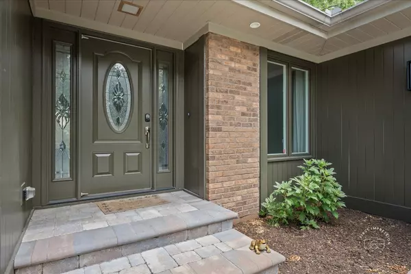 Naperville, IL 60563,1105 W Bauer Road