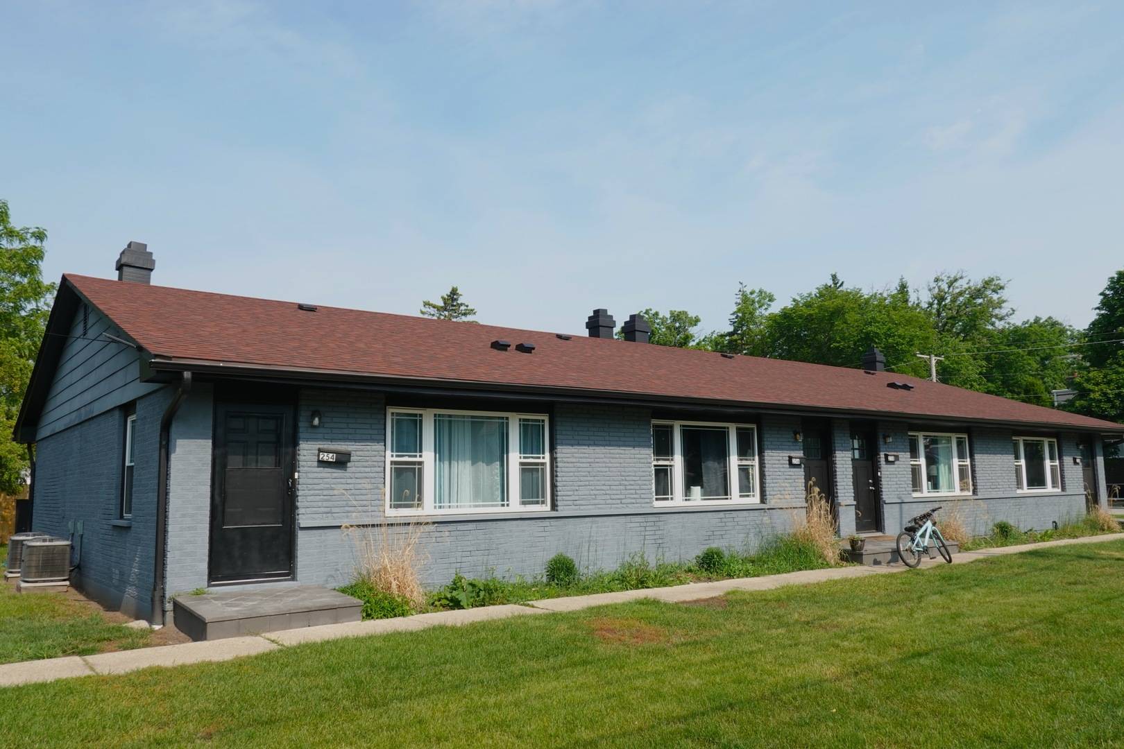 254 N Slusser Street #254, Grayslake, IL 60030