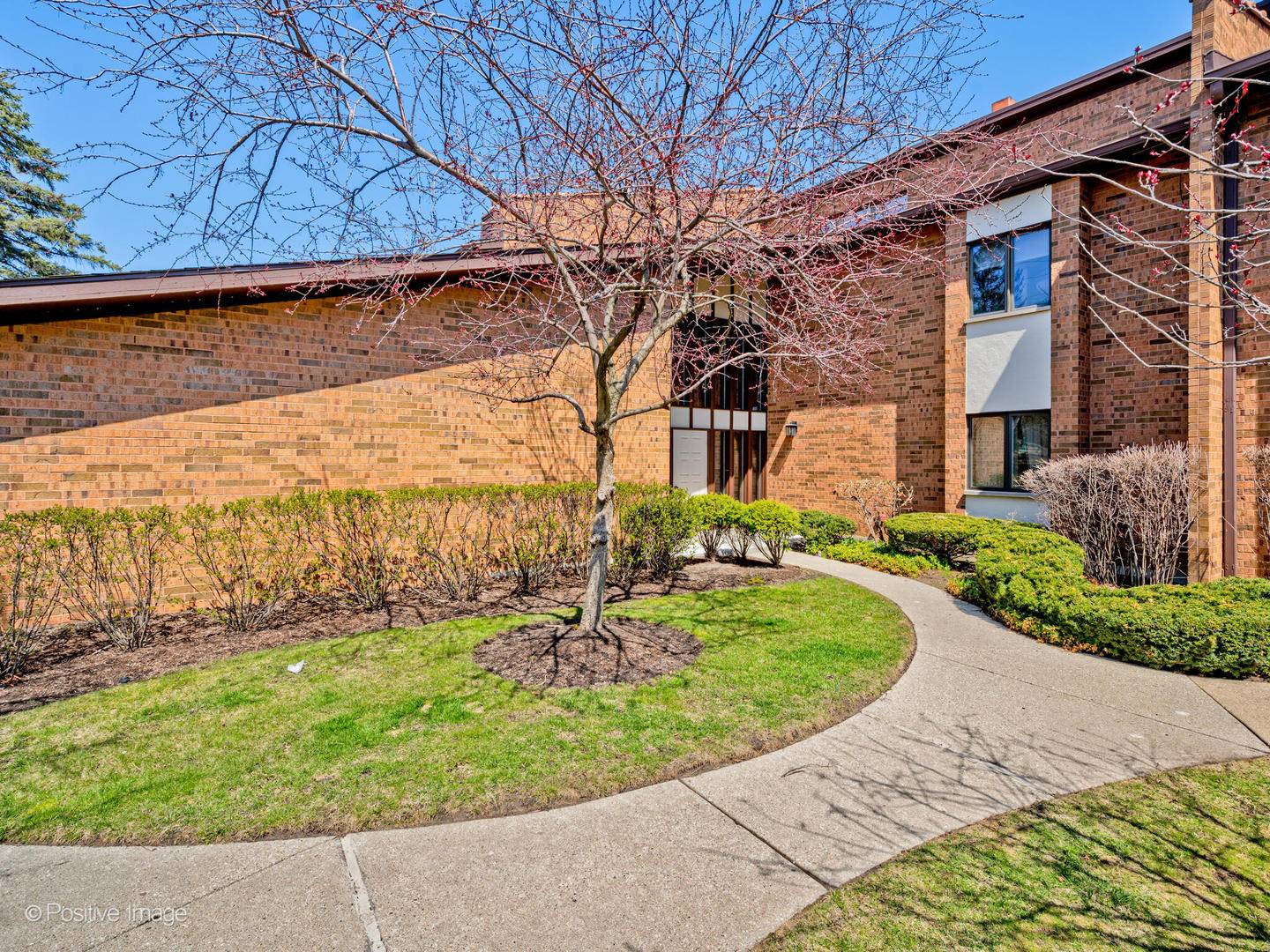 1039 Deerfield Place #1039, Highland Park, IL 60035