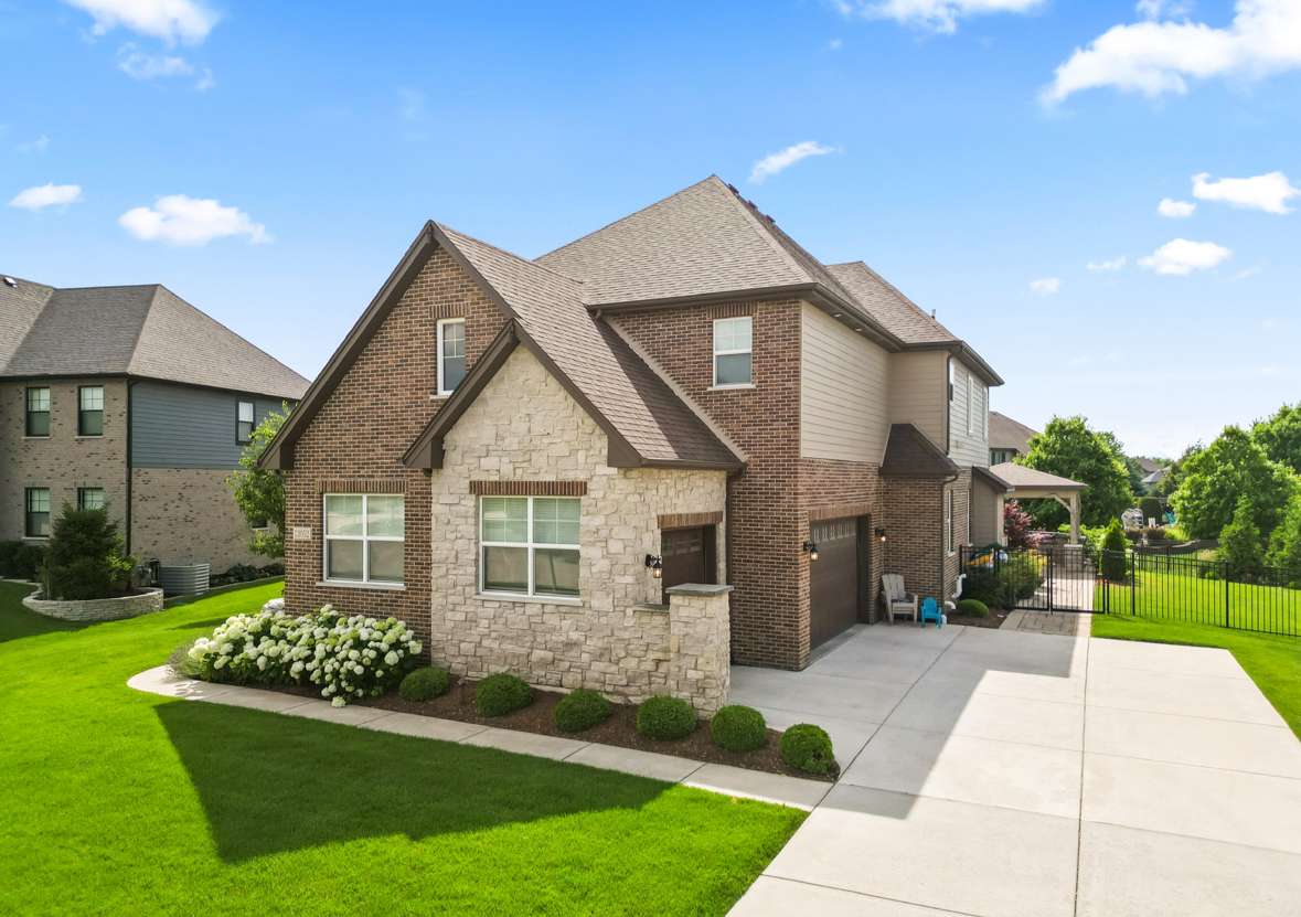 Lemont, IL 60439,13052 Dunmoor Drive