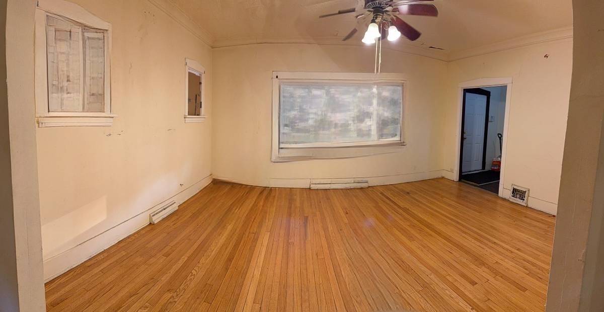 Harvey, IL 60426,15121 Vine Avenue