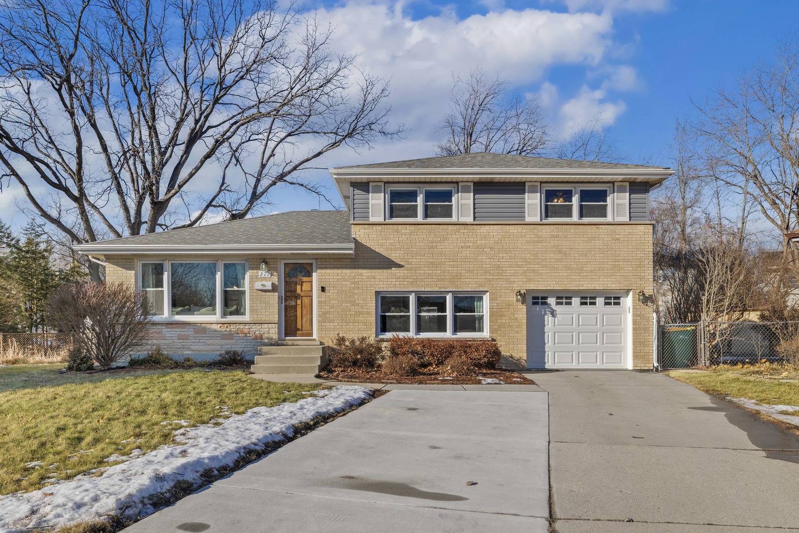 272 Scott Street, Wheeling, IL 60090