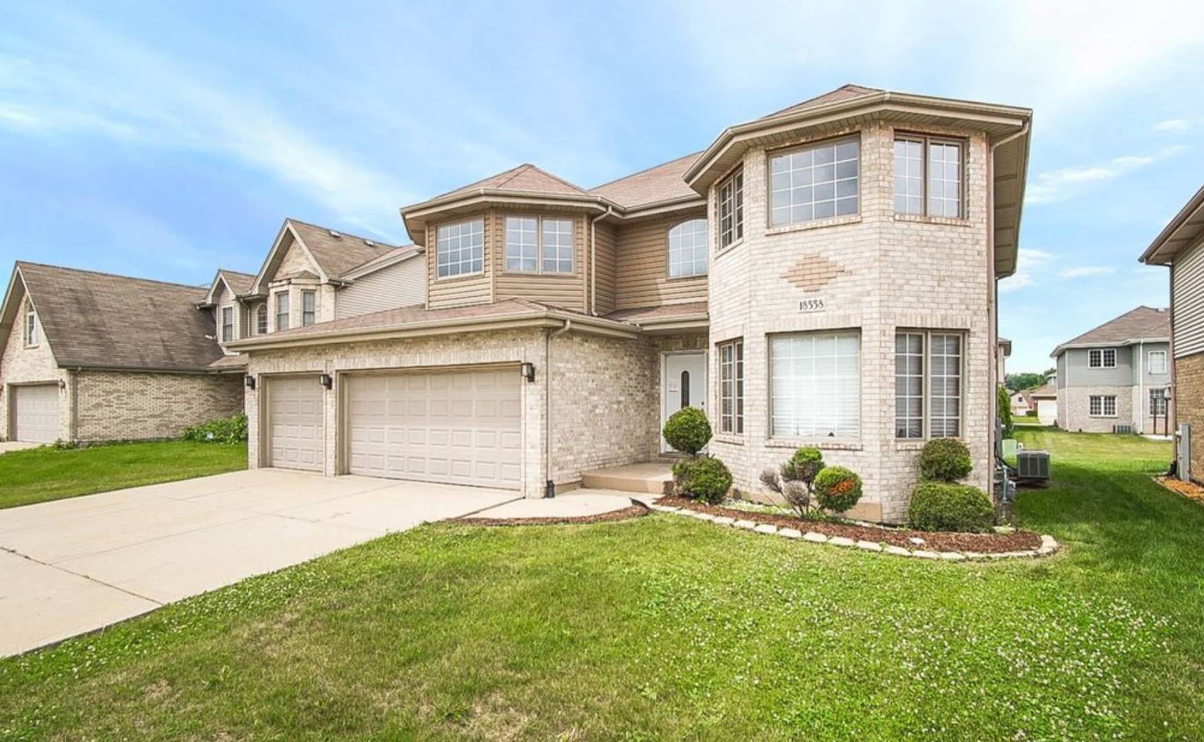 18558 Willow Avenue, Country Club Hills, IL 60478