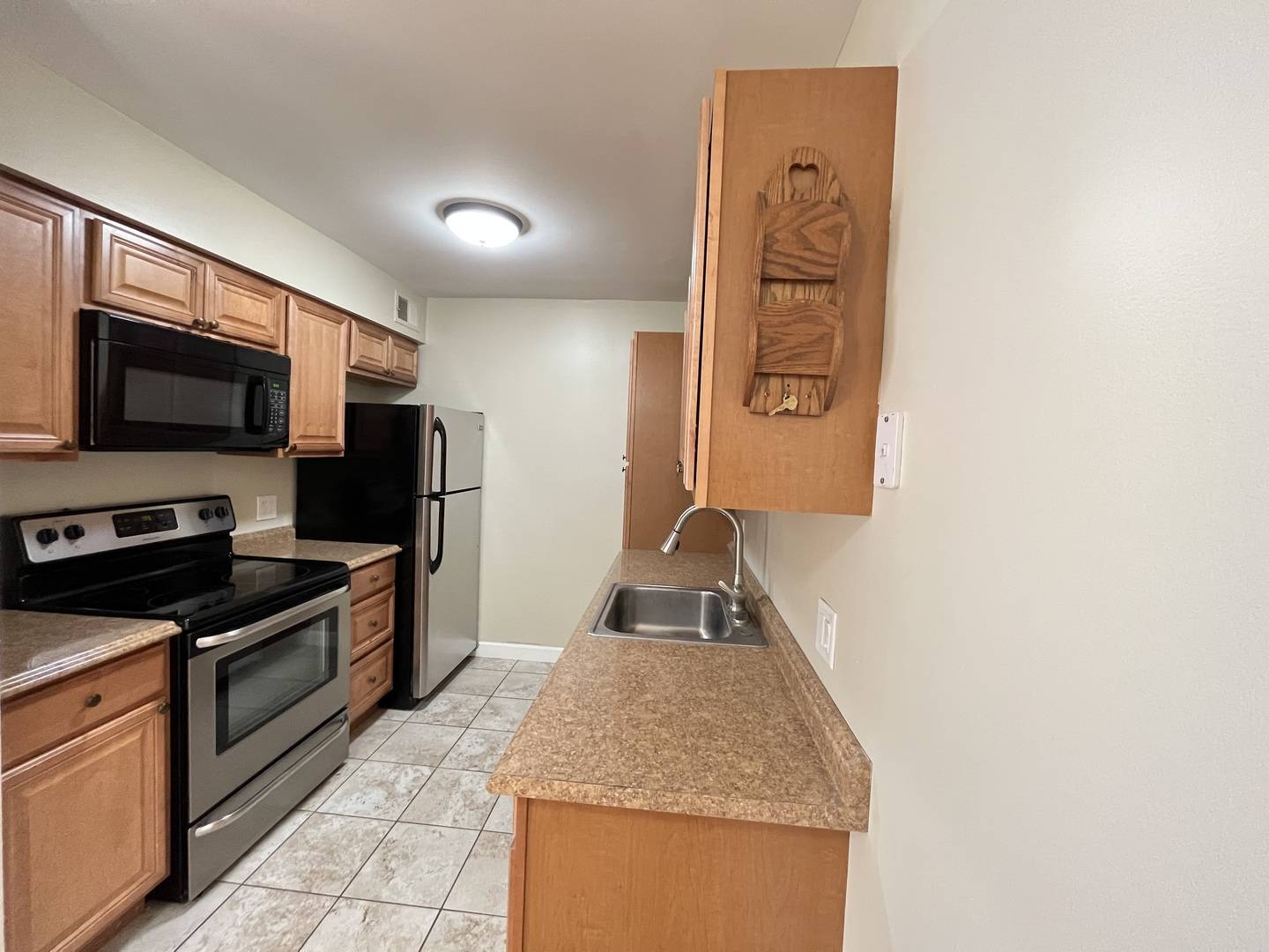 Willowbrook, IL 60527,6156 Knoll Way Drive #101