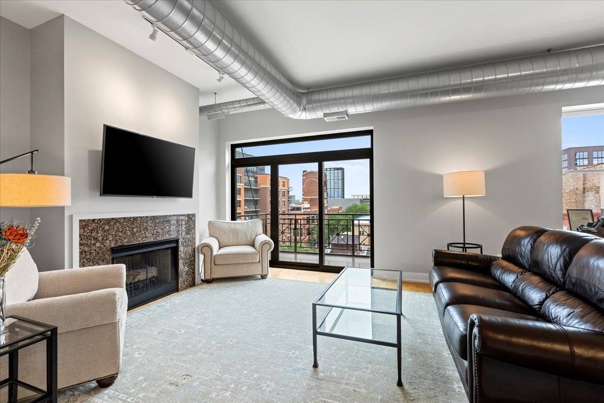 Chicago, IL 60607,1155 W Madison Street #603