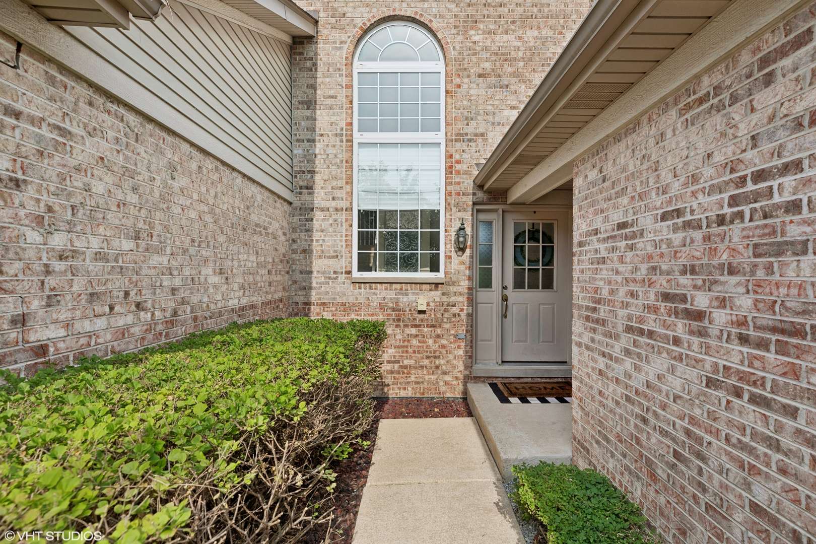 Tinley Park, IL 60477,105 ILIAD Drive