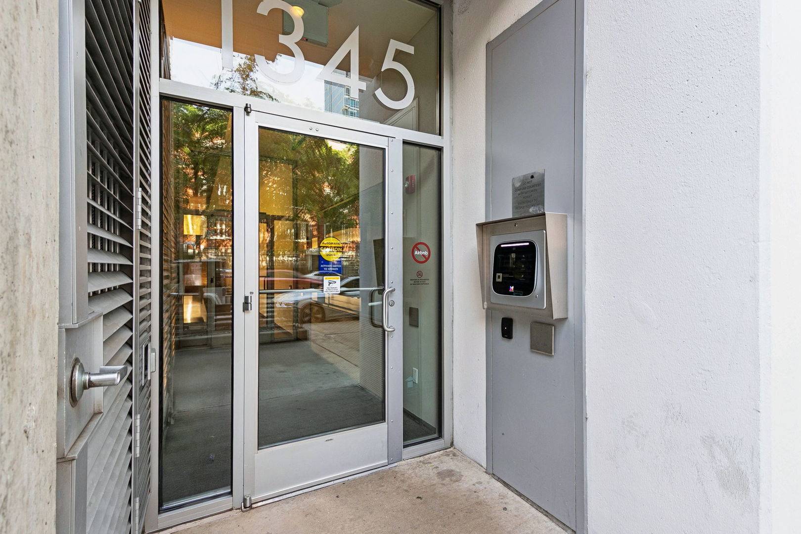 Chicago, IL 60605,1345 S Wabash Avenue #906