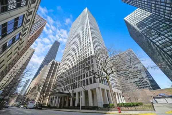 260 E CHESTNUT Street #3001, Chicago, IL 60611