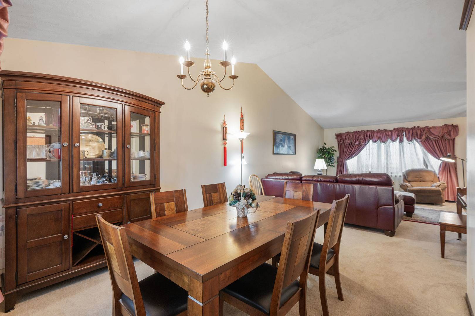 Schaumburg, IL 60193,121 S Staffire Drive