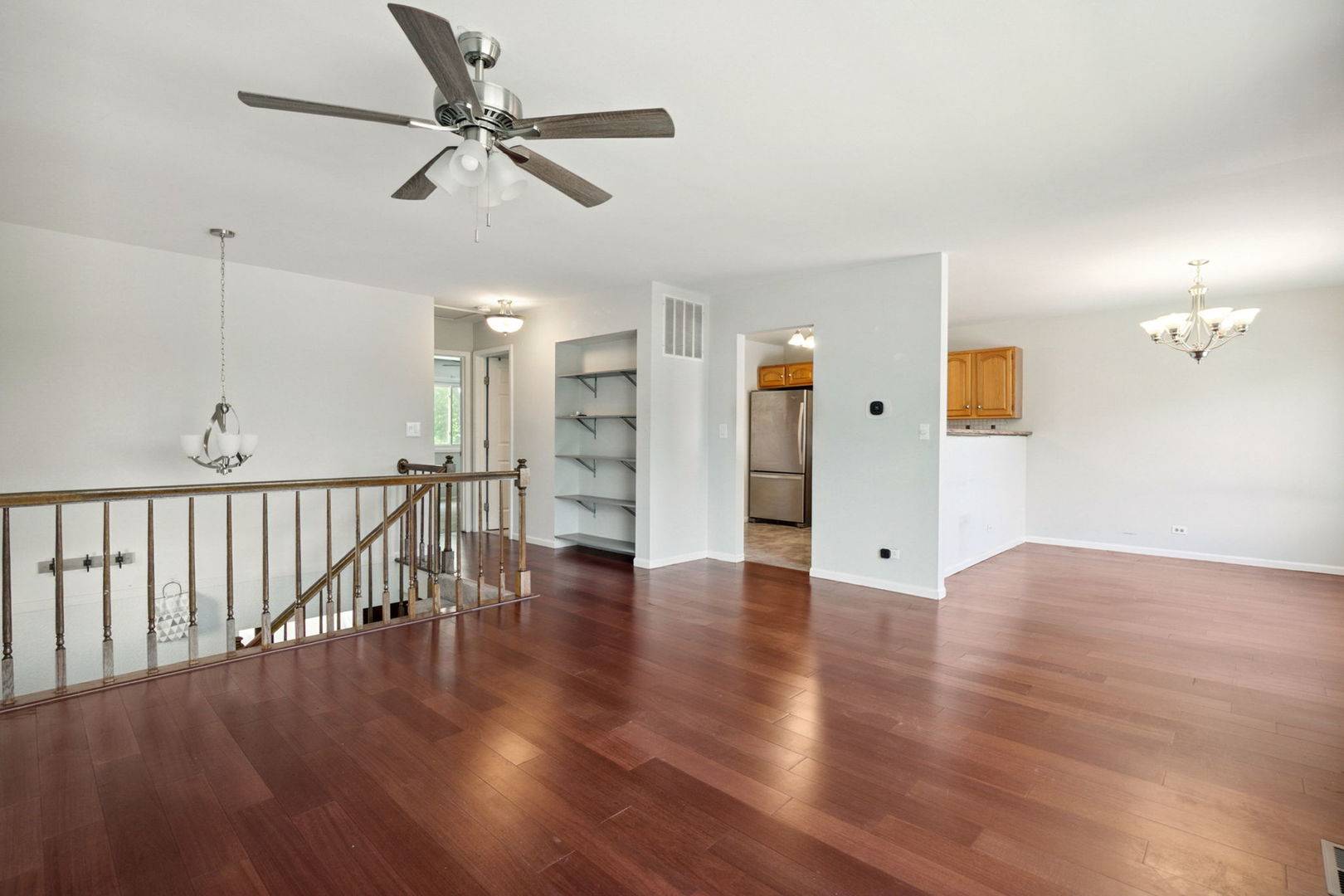 Hanover Park, IL 60133,2125 Leeward Lane