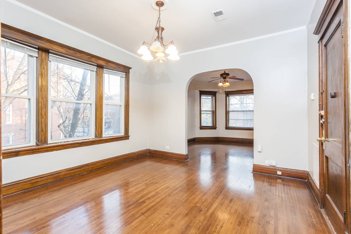 Chicago, IL 60622,2200 W Cortez Street #2F