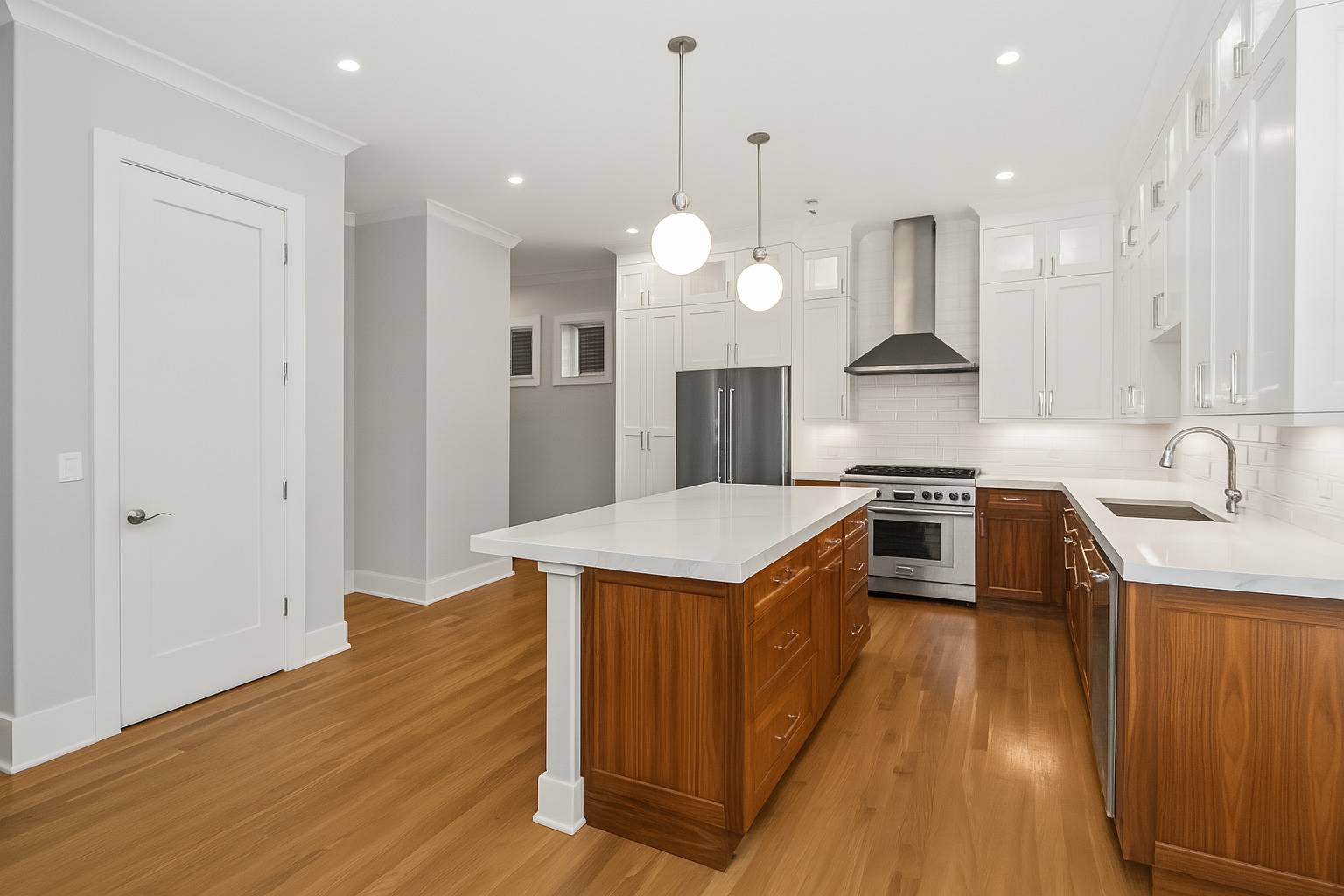 Chicago, IL 60613,4133 N Kenmore Avenue #1E