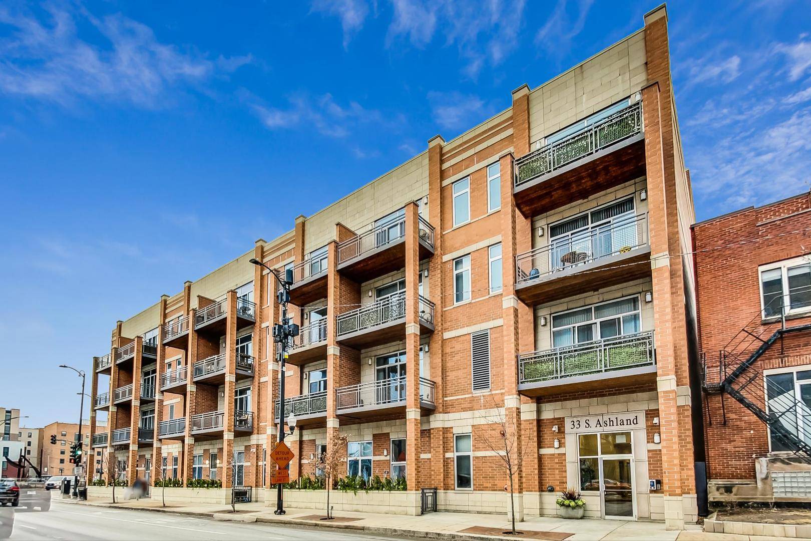 33 S Ashland Avenue #211, Chicago, IL 60607